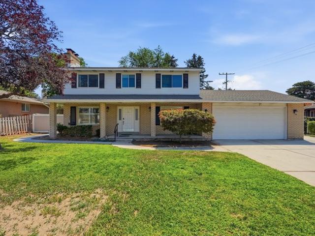 House for sale in Sandy, Utah