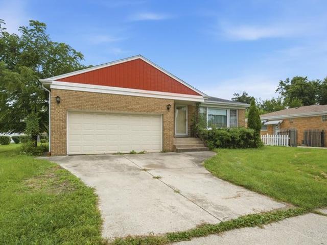 House for sale in Westchester, Illinois