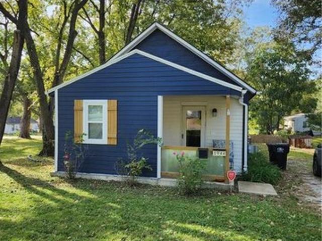 House for sale in East Hollywood, Independence