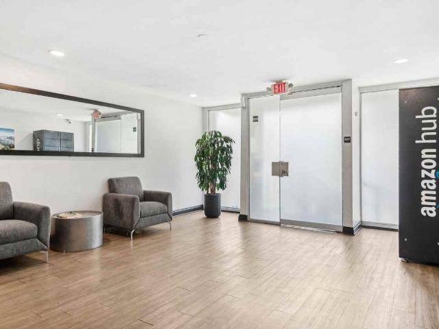 Apartment for rent in Canoga Park, California