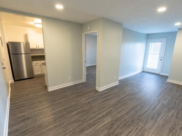 Apartment for rent in Canoga Park, California