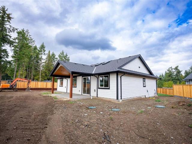House for sale in Cedar, British Columbia