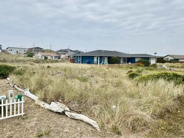 Land for sale in Bayshore, Waldport