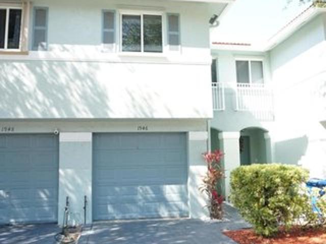 Townhouse for sale in Riviera Beach, Florida