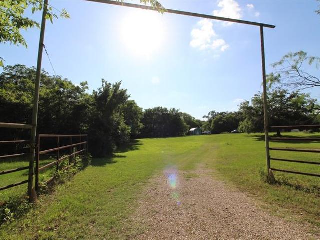 Land for sale in Kemp, Texas