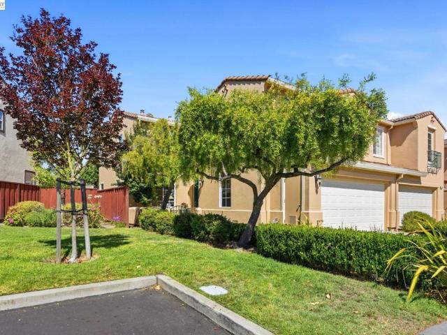 Townhouse for sale in California