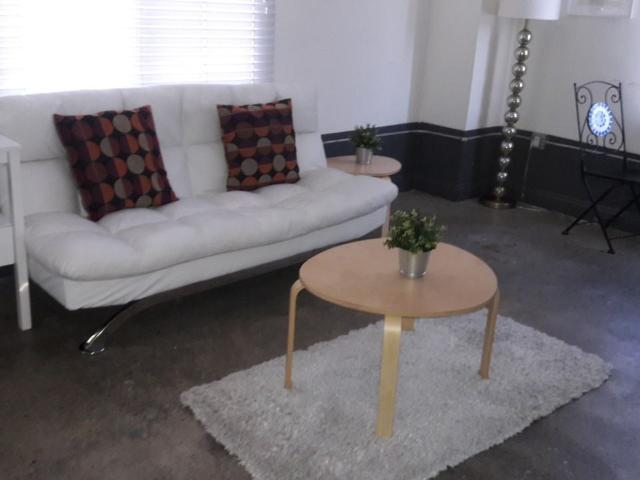 Apartment for rent in Hollywood, Los Angeles