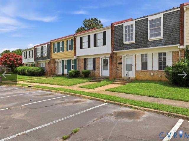 Townhouse for sale in Virginia