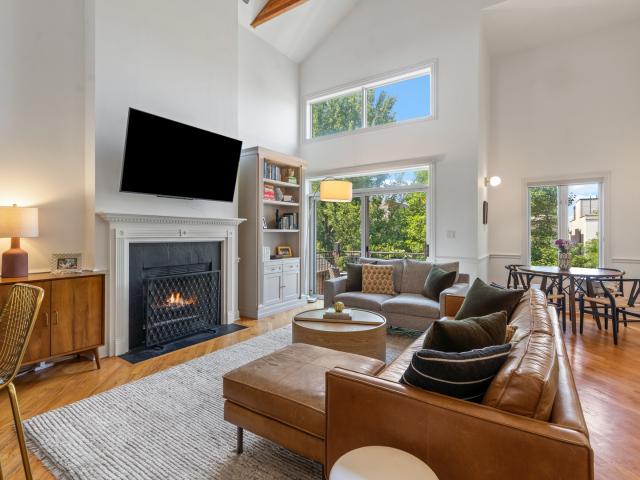 Condo for sale in Chicago Park, Illinois