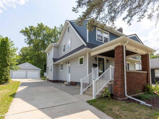 House for sale in Third Ward, Grand Rapids