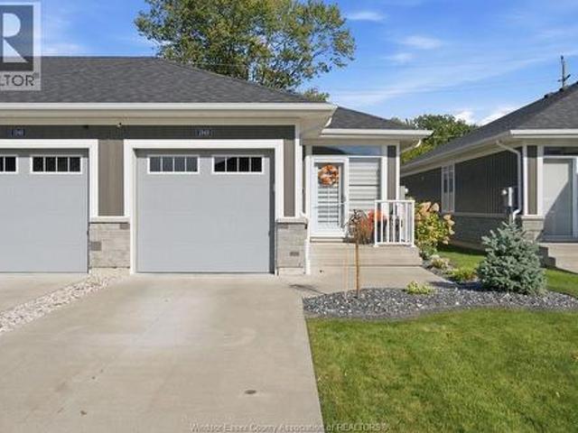 House for sale in East Windsor, Windsor