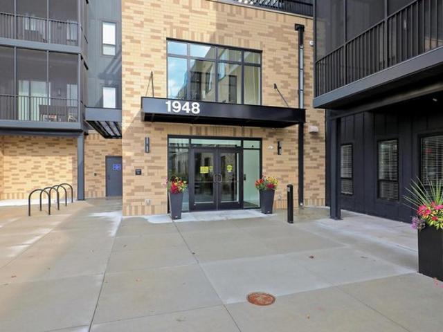 Condo for sale in Hennepin, Minnesota