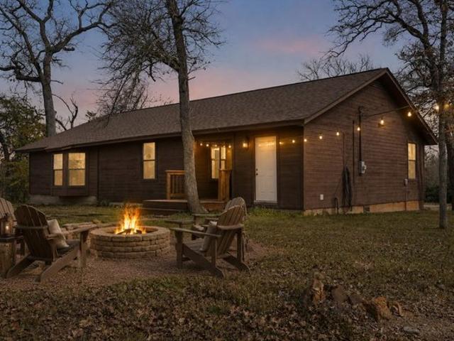 House for sale in Milam, Texas