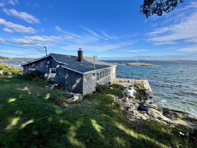 House for sale in Bailey Island, Maine