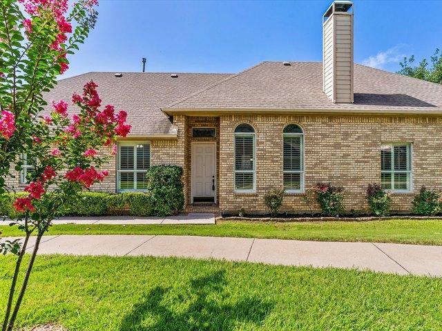 House for sale in Bedford, Texas