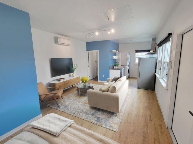 Apartment for rent in Canoga Park, California