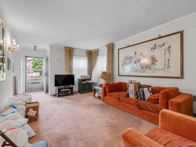 House for sale in Queens, Arverne