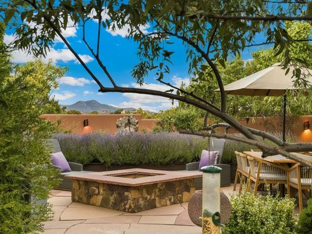 House for sale in Santa Fe, New Mexico