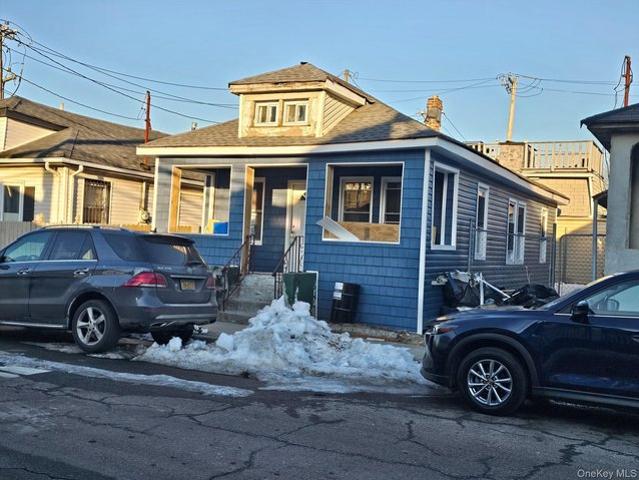 House for sale in Far Rockaway, New York