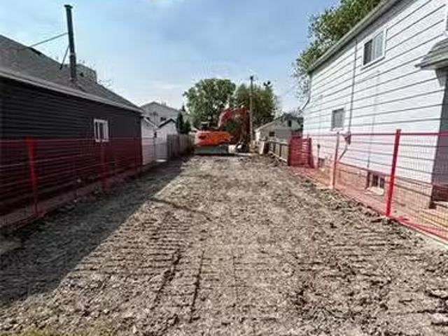 House for sale in East St. Paul, Manitoba