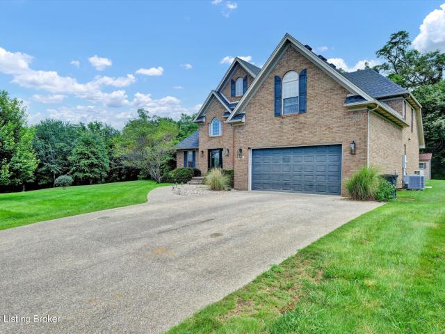 House for sale in Cecilia, Kentucky
