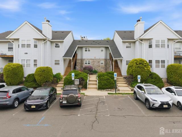 Condo for sale in Piscataway, New Jersey