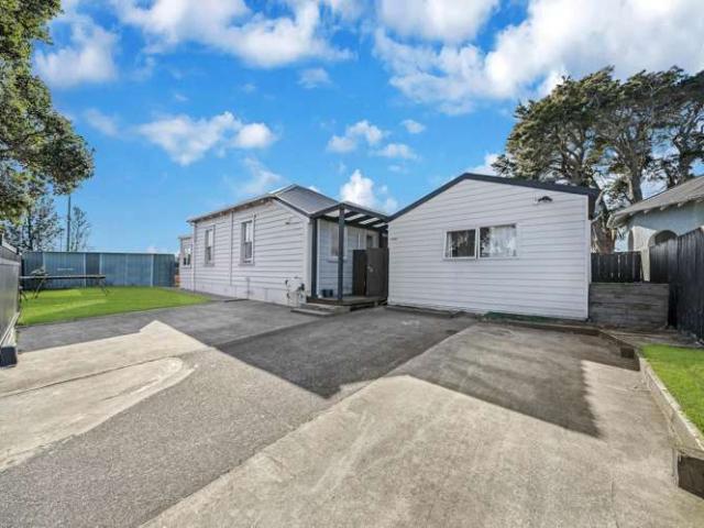 House for sale in Manurewa