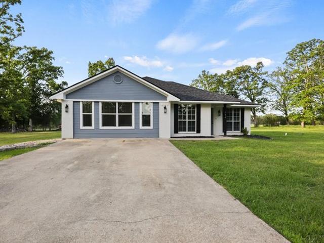 House for sale in Titus, Texas