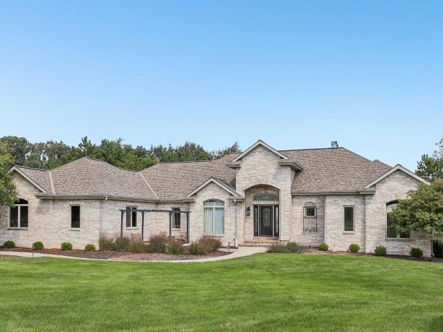 House for sale in North Prairie, Wisconsin