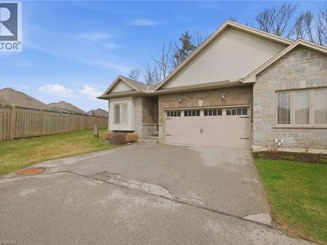 Condo for sale in Simcoe, Ontario