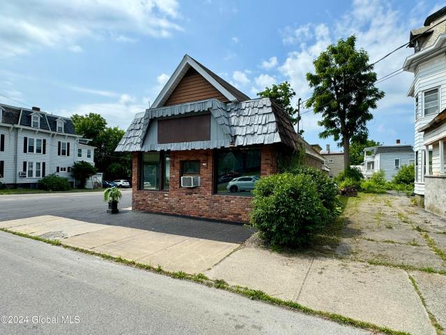Commercial for sale in Amsterdam, New York