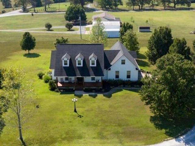 House for sale in Ark