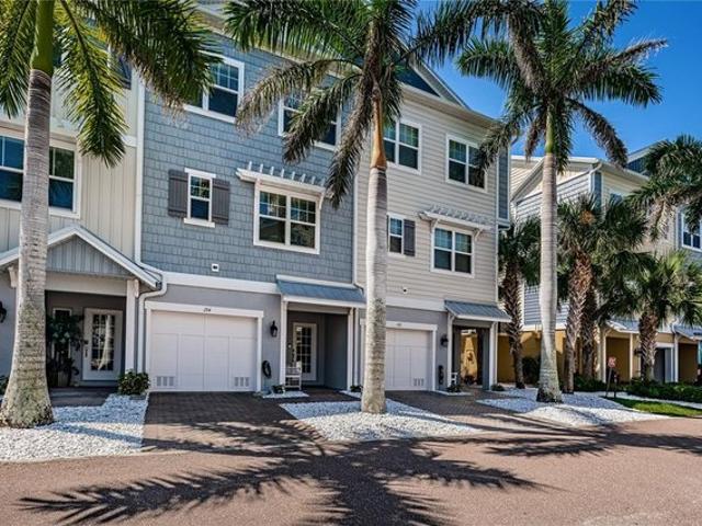 Townhouse for sale in Indian Rocks Beach, Florida