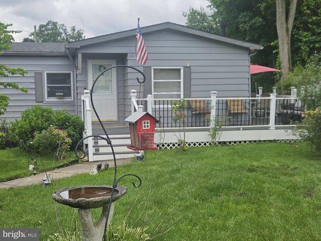 House for sale in Wrightstown, New Jersey