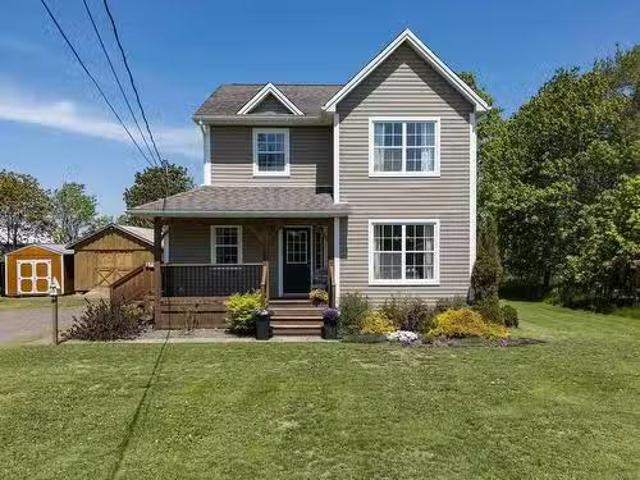 House for sale in Parrsboro, Nova Scotia