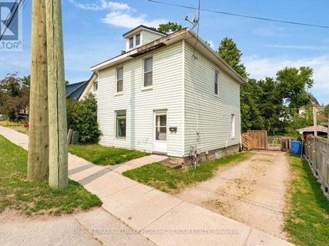 House for sale in Orillia, Ontario