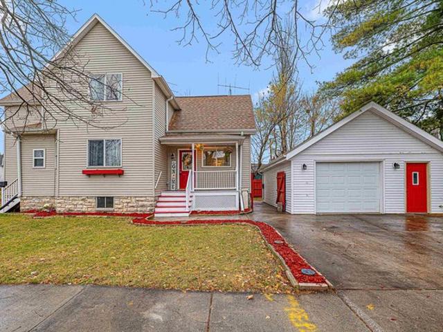 House for sale in Fond du Lac, Fond du Lac County
