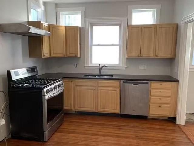 Condo for rent in Boston