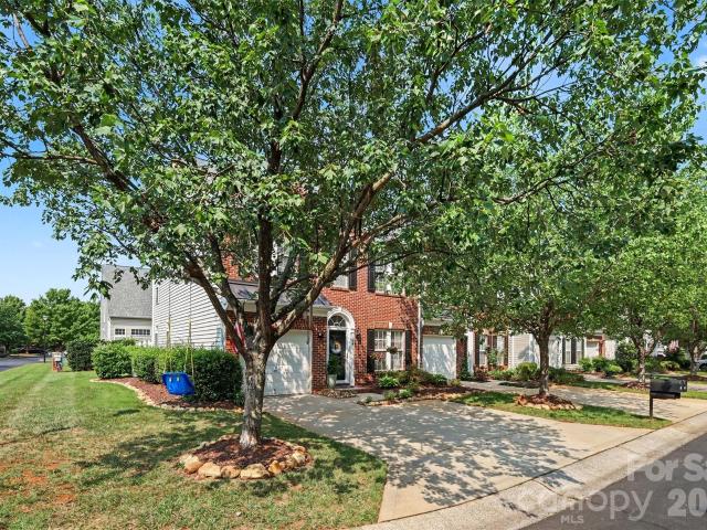 Townhouse for sale in Fort Mill, South Carolina