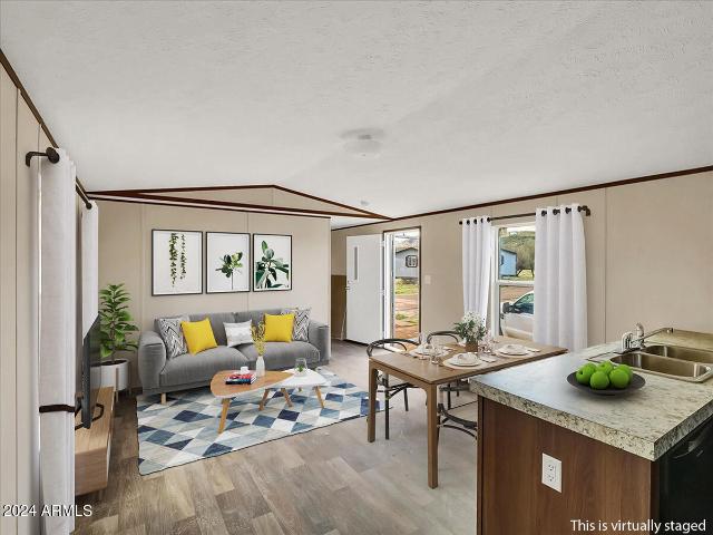 House for sale in Black Canyon City, Arizona
