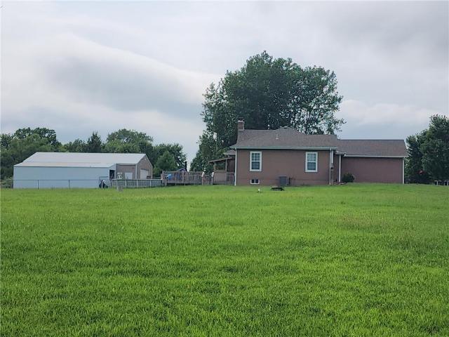 House for sale in Harrisonville, Missouri