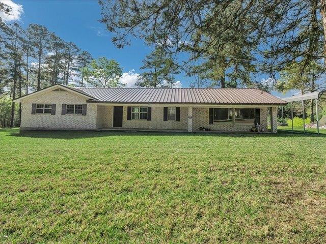 House for sale in Kennard, Texas