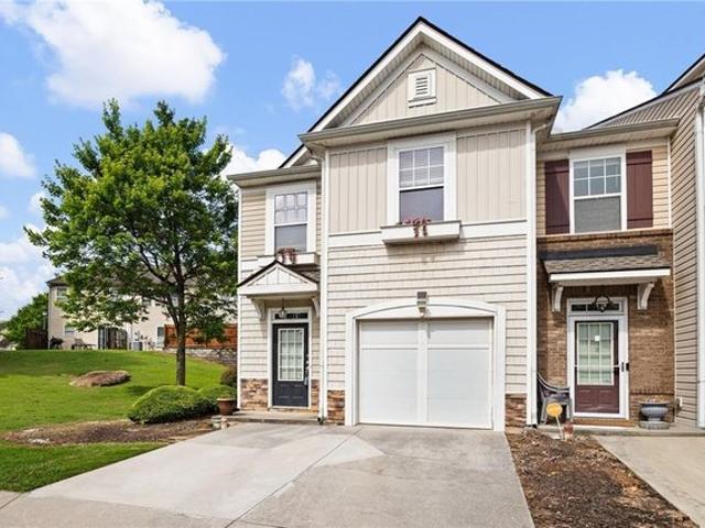 Townhouse for sale in Duluth, Gwinnett County