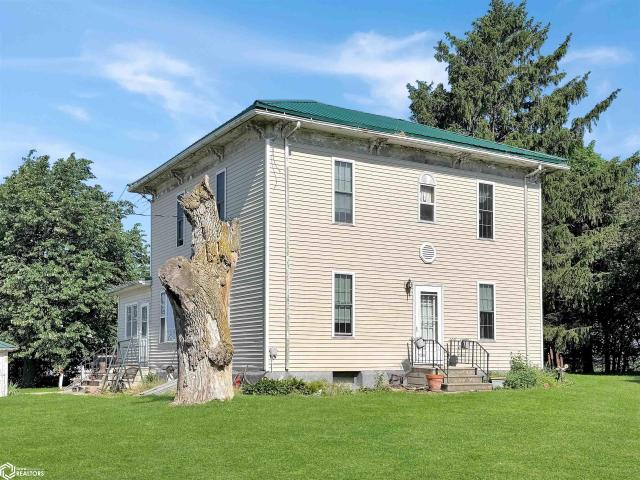 House for sale in Gladbrook, Iowa
