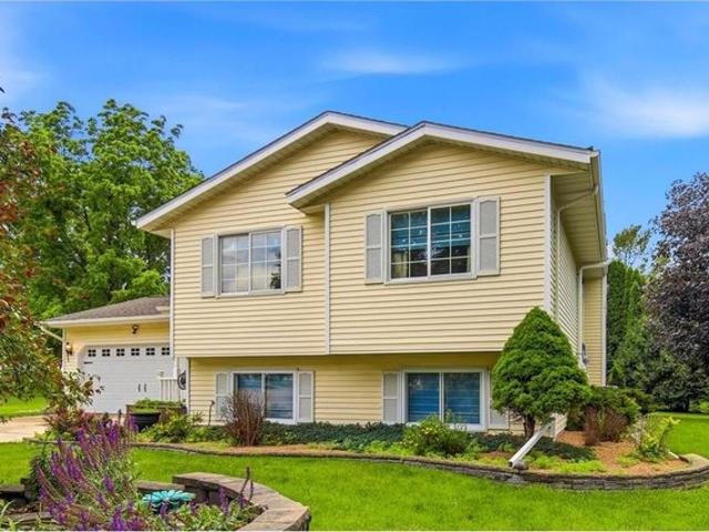 House for sale in Steele, Minnesota