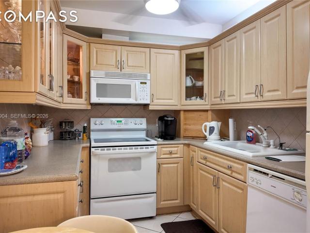 Property for rent in Hallandale, Florida