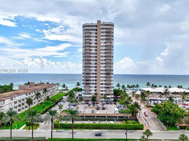 Condo for sale in Hallandale, Florida