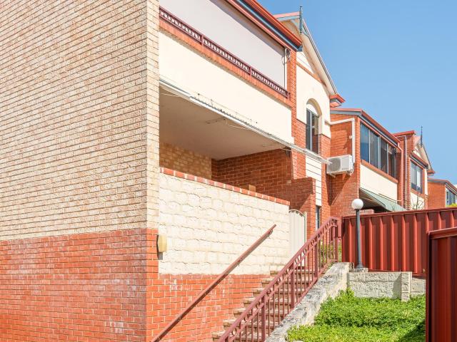 Apartment for sale in Kingsley, Western Australia