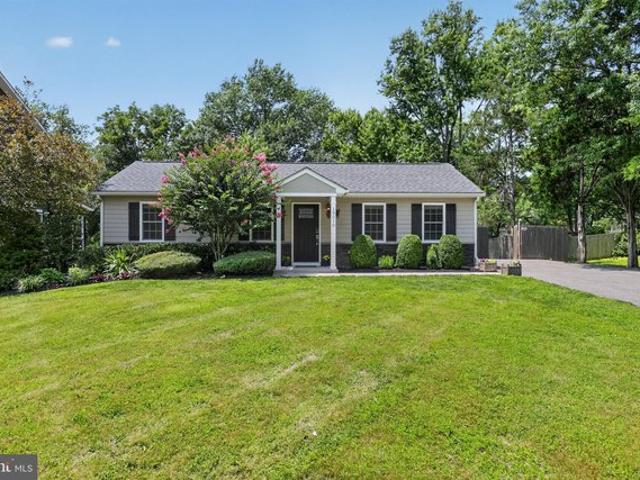 House for sale in Dickerson, Maryland
