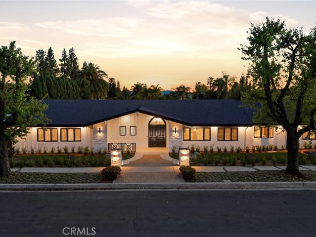 House for sale in Northridge West Neighborhood Council District, Canoga Park